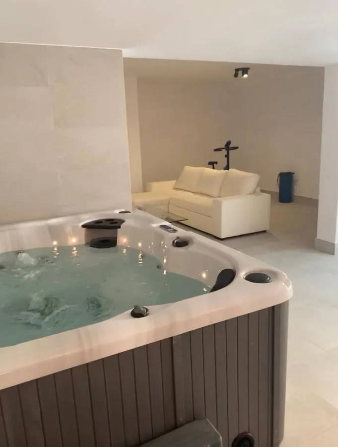 Villa Corniche Chaparral 马拉加